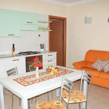La Casa Di Pericle Aparthotel Brenzone sul Garda